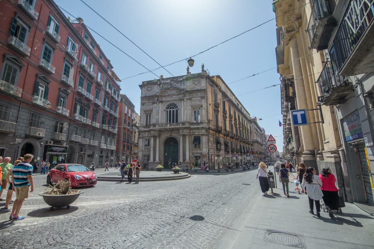 Palazzo Doria D'Angri Bed and Breakfast Napels Buitenkant foto